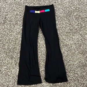 Flared lululemon leggings, reversible to solid black